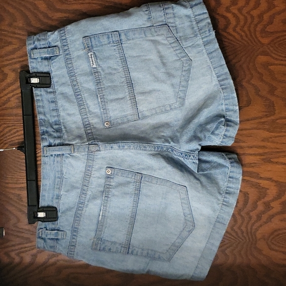Vintage Unionbay jean shorts - Picture 2 of 7